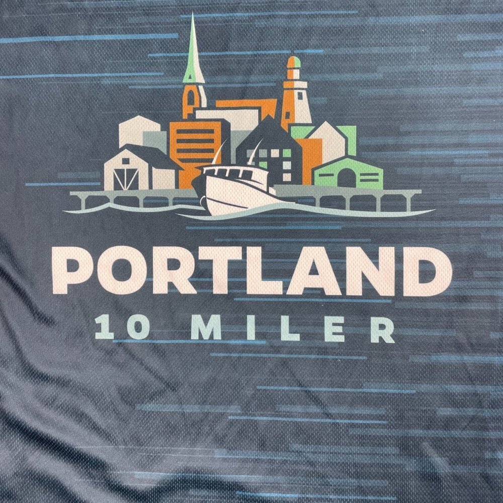 Portland 10 Miler Race Shirt Long Sleeve Tee Shirt Activewear Women's XL - Picture 2 of 8